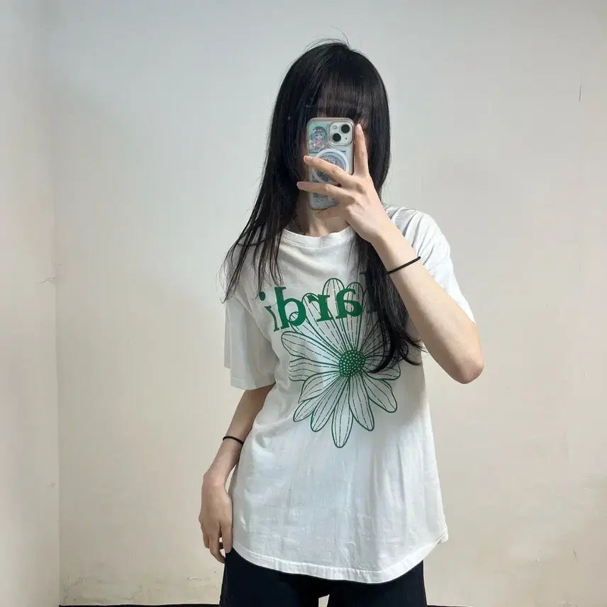 [BUNJANG] Mardi Mercredi OS Size T-Shirt / 마르디 메크르디 티셔츠