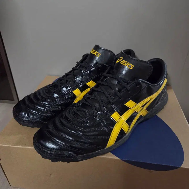 [SOLD OUT] 아식스 C3 TF 풋살화