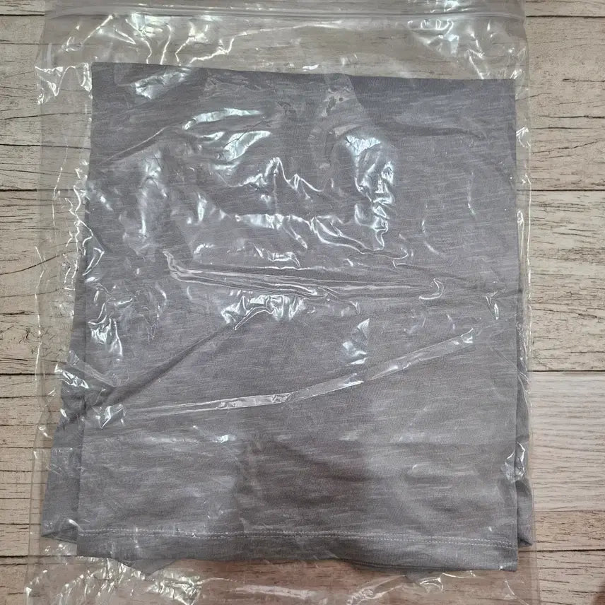 [BUNJANG] Hatching Room How to Train Your Dragon Collaboration Short Sleeve T-Shirt / 새상품 해칭룸 드래곤길들이기 콜라보 반팔티셔츠
