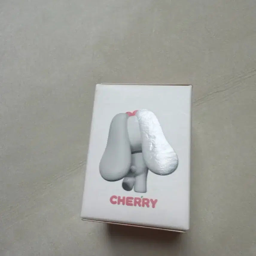 [BUNJANG] IVE MiniV Mini Figure Cherry / 아이브 미니브 미니피규어 체리