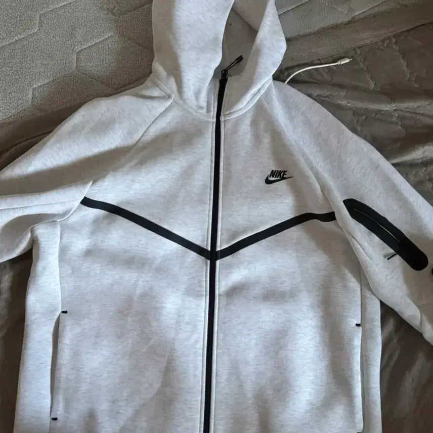 [BUNJANG] Nike Tech Fleece Full Zip Hoodie / 나이키 테크팩 후드집업