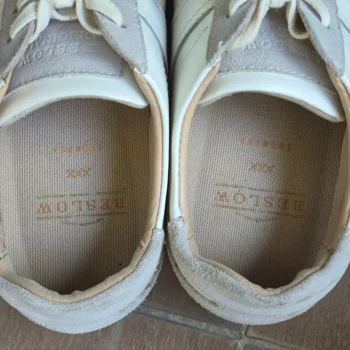 [BUNJANG] BESLOW German Military Suede Sneakers White / BESLOW 비슬로우 독일군 스웨이드 스니커즈 화이트