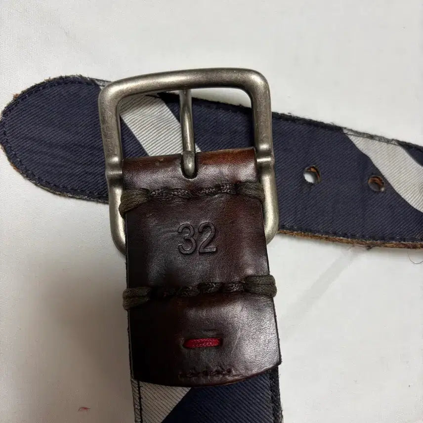 [BUNJANG] Abercrombie &amp; Fitch Reversible Leather Belt Brown / 아베크롬비 빈티지 브라운 리버서블 가죽 벨트
