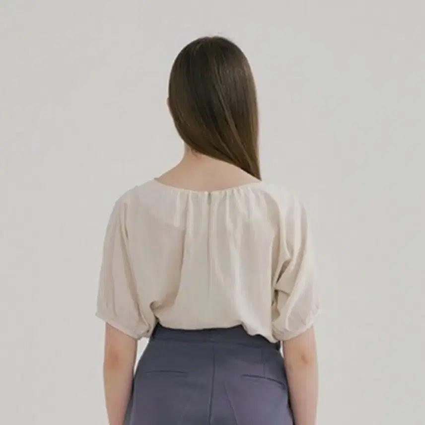 [BUNJANG] MONT Twisted Ivory Blouse / 몬츠 MONT 꼬임 아이보리 블라우스/택포
