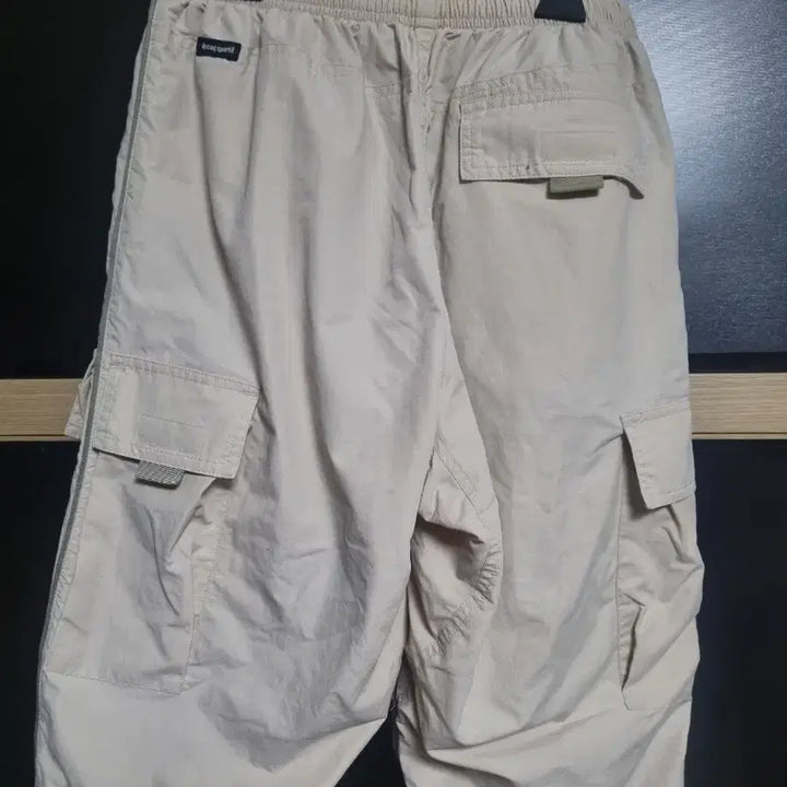 [BUNJANG] Le Coq Sportif Cargo Capris Size M / 르꼬끄  카고 7부 바지 m