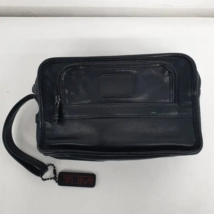 [BUNJANG] Tumi Leather Clutch / 투미 가죽 클러치