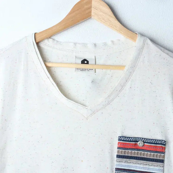 [BUNJANG] Beanpole XL V-Neck Pocket T-Shirt / (XL) 빈폴 반팔 티셔츠 브이넥 포켓 아이보리 에스닉-7699