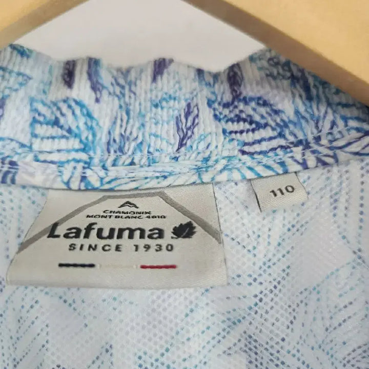 [BUNJANG] Lafuma Flower Pattern Windbreaker Vest / 라퓨마 플라워 패턴 바람막이 조끼