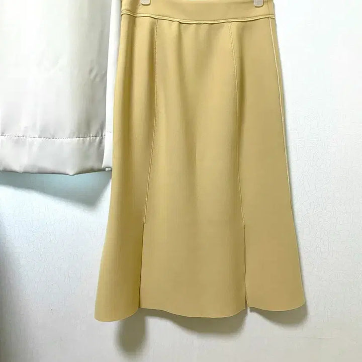 [BUNJANG] IT MICHAA Slit Skirt / 잇미샤 트임 스커트