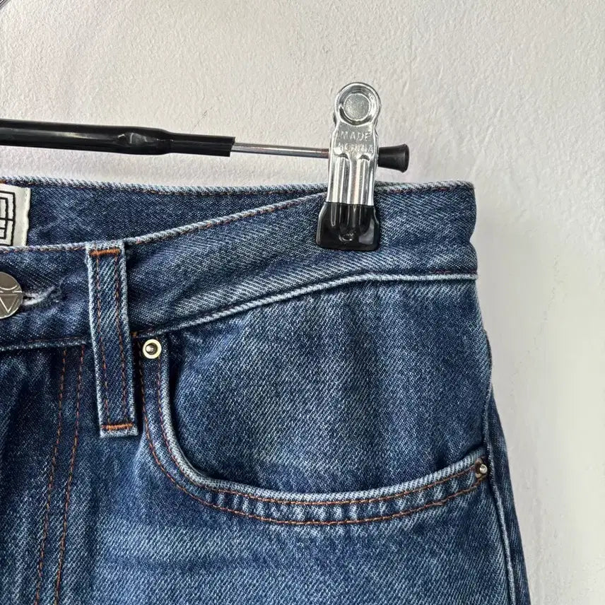 [BUNJANG] Totem Regular Fit Denim Pants Size 24 / 토템 레귤러 핏 데님 팬츠 24사이즈