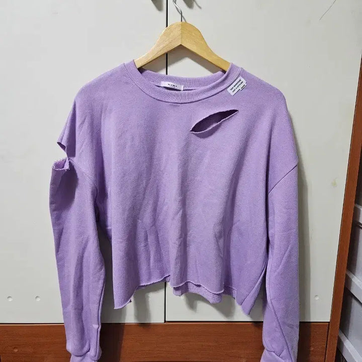 [BUNJANG] Lavender Cropped Sweatshirt / 연보라 크롭 맨투맨 새옷입니다