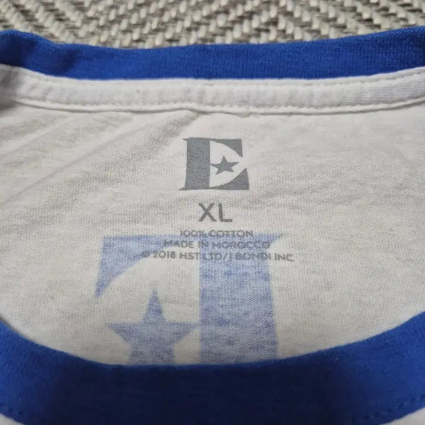 [BUNJANG] Elton John "The Bitch Is Back" Ringer T-Shirt (XL) / 엘튼 존 "THE BITCH IS BACK" 머천 링거 티셔츠 (XL)