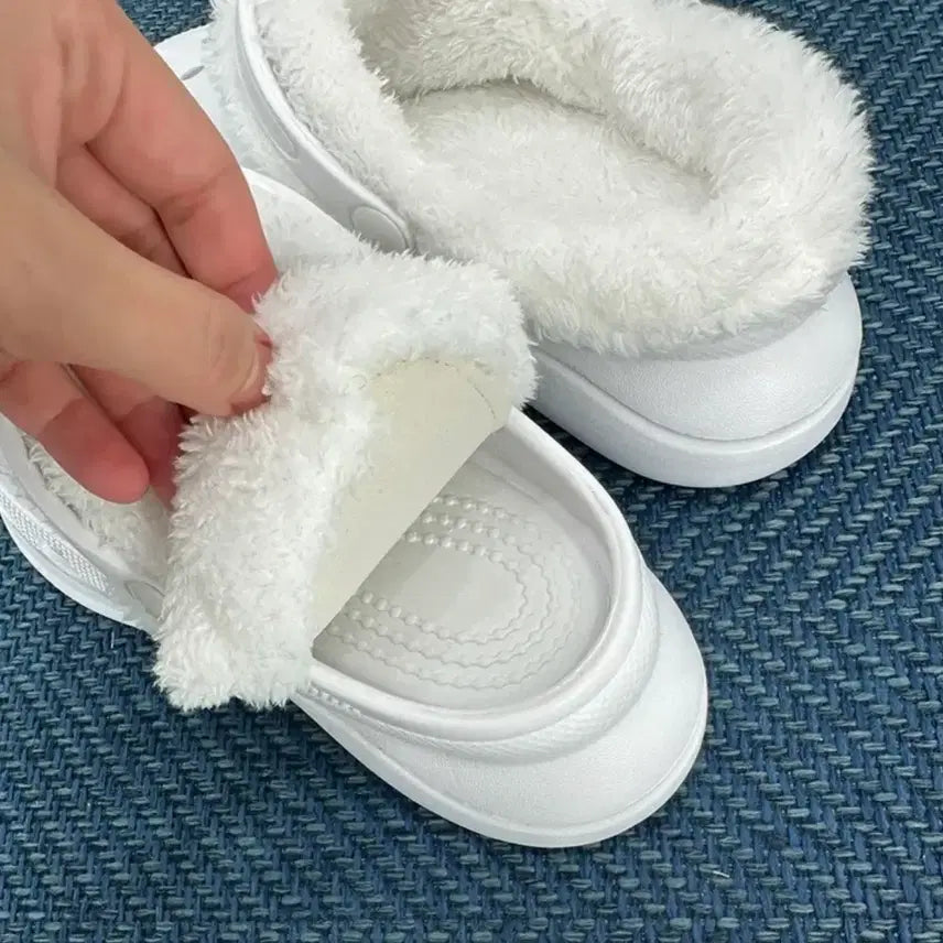 [BUNJANG] White Fur Lined Detachable Slippers Clogs / 퍼 내피 탈부착가능 따뜻한퍼 슬리퍼 클로그 크록스 겨울철 화이트 털 안감