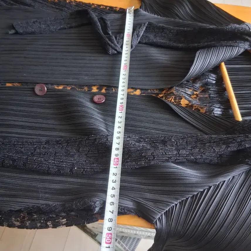 [BUNJANG] Black Pleated Lace Long Cardigan / 블랙 플리츠 레이스 롱 가디건