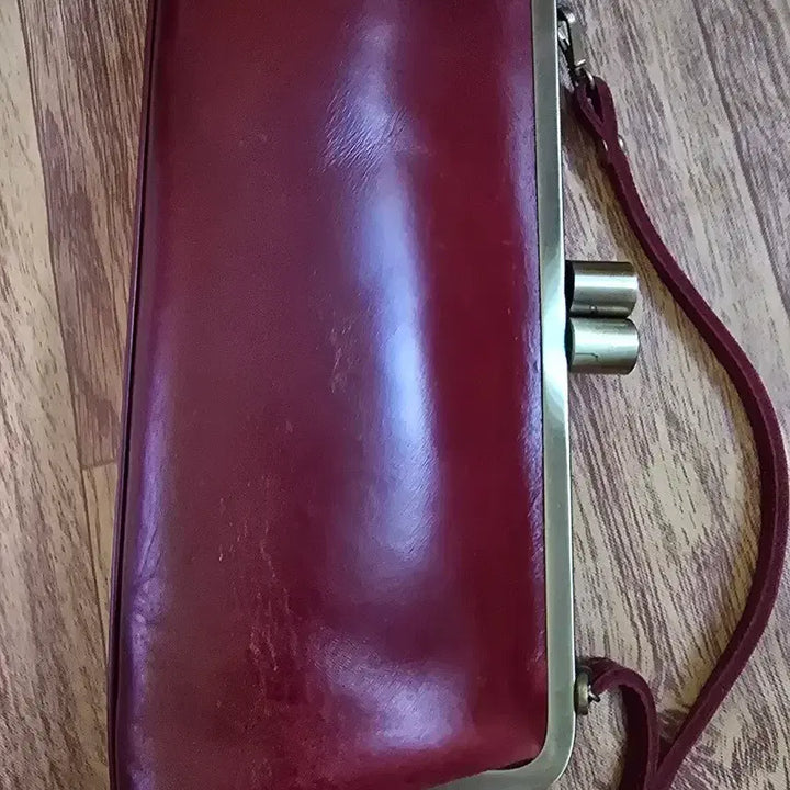 [BUNJANG] Red Leather Frame Crossbody Bag / 레드 가죽 프레임 크로스백