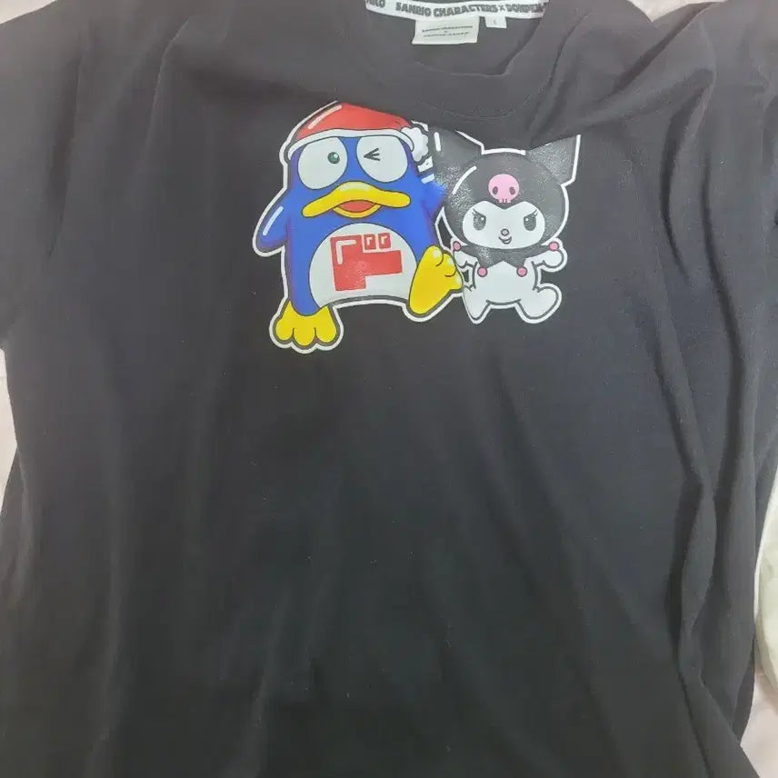 [BUNJANG] Donpeng Sanrio Collaboration Kuromi T-Shirt / 돈펭 산리오 콜라보 쿠로미 티셔츠