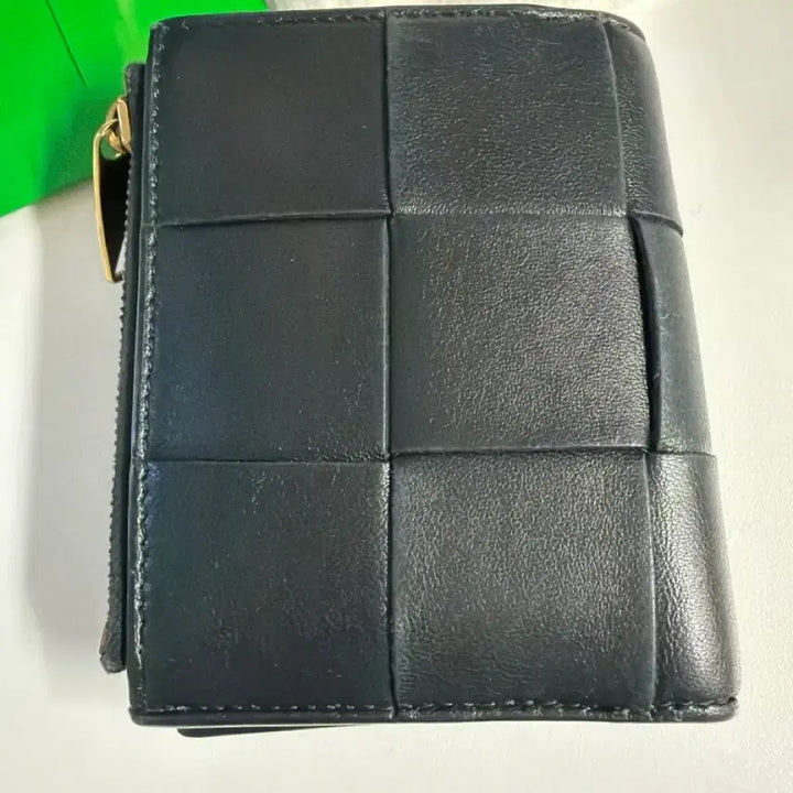 [BUNJANG] Bottega Veneta Small Cassette Bi-fold Wallet Black / 보테가 베네타 스몰 카세트 지갑 블랙