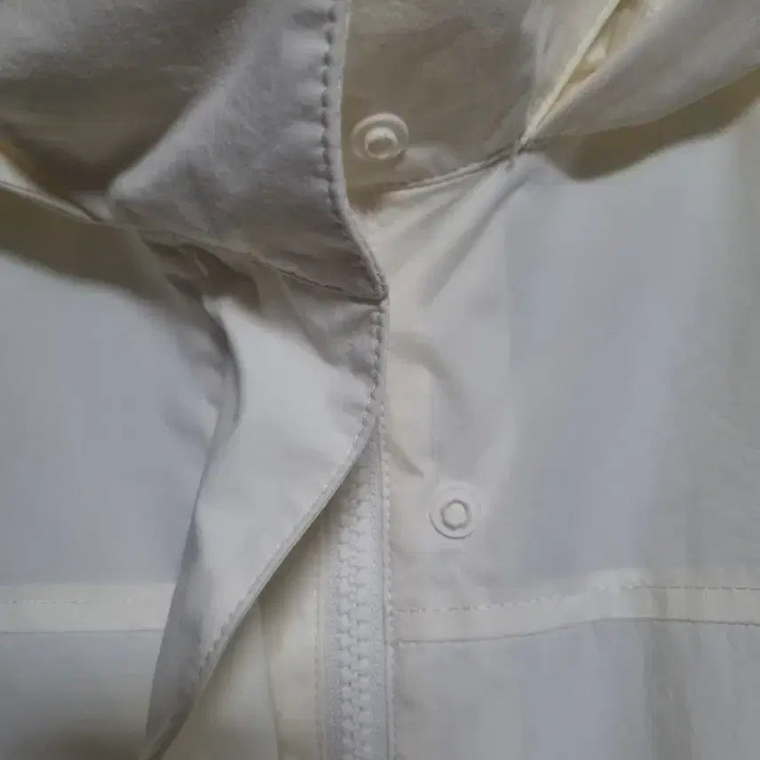 [SOLD OUT] 유니클로 바람막이 후드 집업 xl