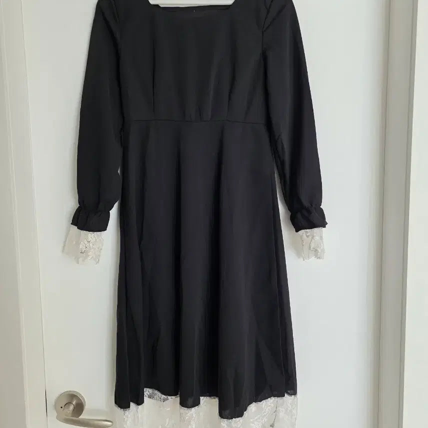 [BUNJANG] Black Lace Ribbon Long Dress / 블랙 레이스 롱 원피스 리본 포인트