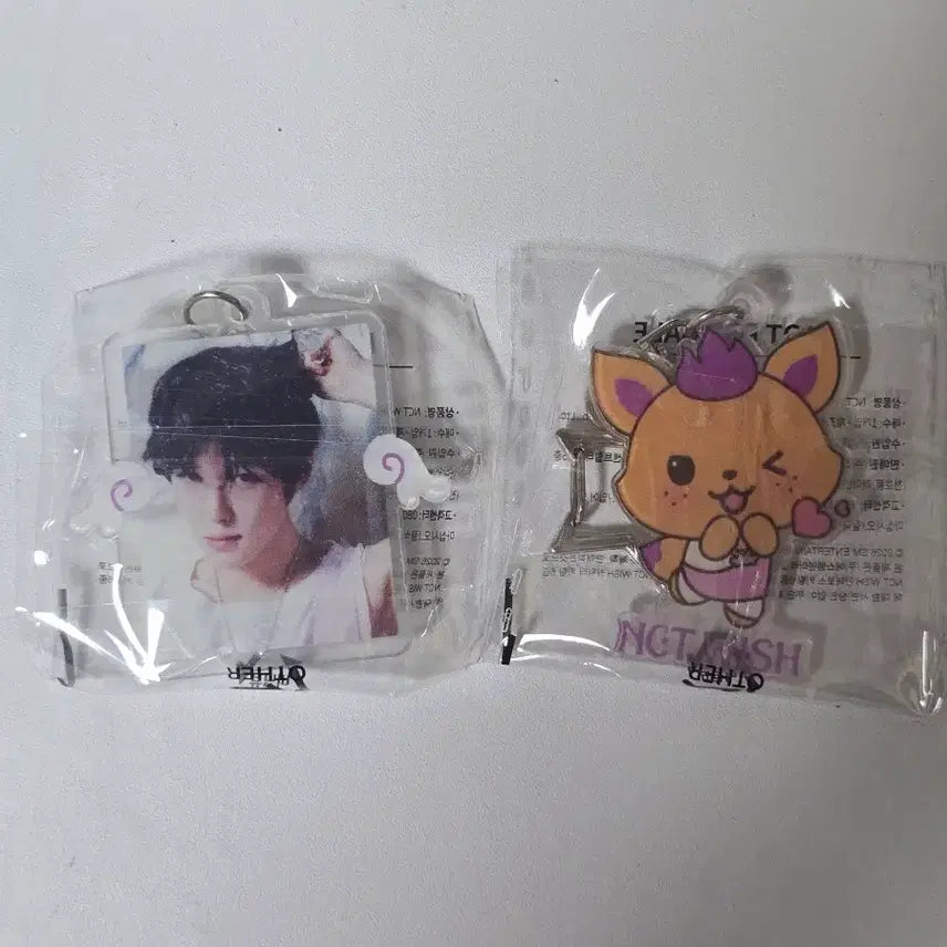 [BUNJANG] NCT WISH Seven Eleven Keyring Sicheng / 엔시티위시 세븐일레븐 키링 시온 시오닝 풀셋 양도