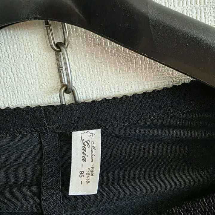 [BUNJANG] Madam Gaia Shaping Leggings (New) / 마담가이아 보정속옷 레깅스 새제품3만