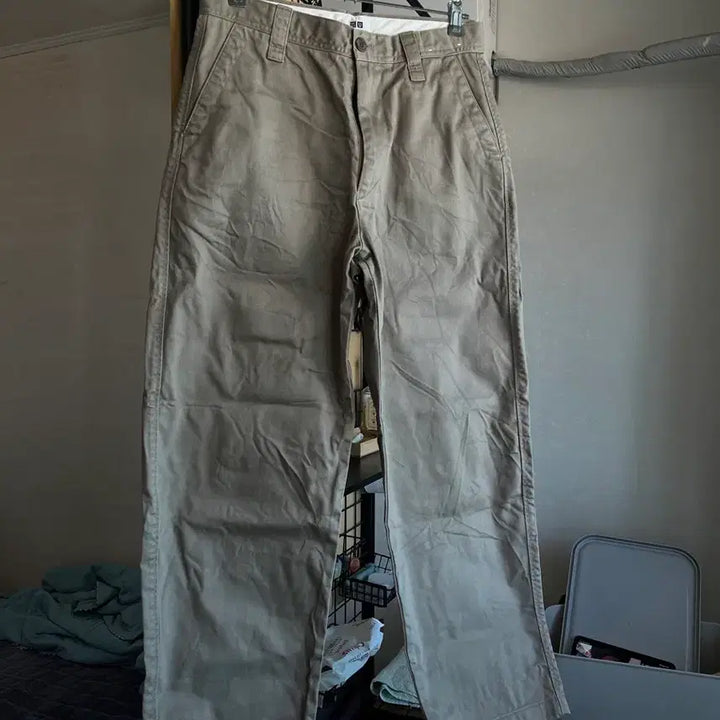 [BUNJANG] Uniqlo Wide Fit Chino Pants Size 76 / 유니클로 와이드핏치노 76사이즈