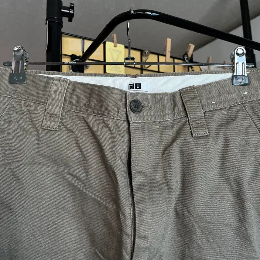 [BUNJANG] Uniqlo Wide Fit Chino Pants Size 76 / 유니클로 와이드핏치노 76사이즈