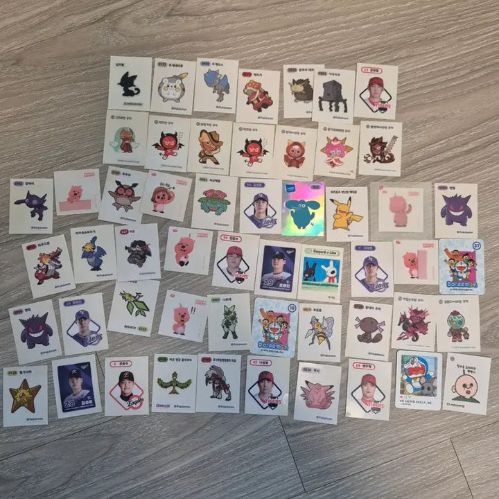 [BUNJANG] 50-Piece Mixed "Tti-bu-ssil" Sticker Collection (Pokemon, Cookie Run, Pro Baseball) / 띠부씰 50장