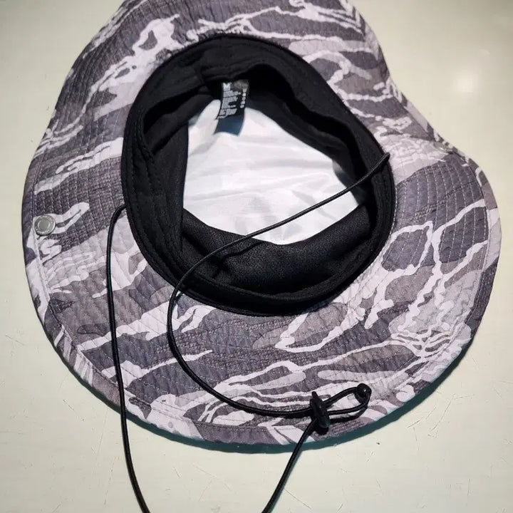[BUNJANG] MISSION Camo Bucket Hat / 미션 MISSION 카모 버킷햇 벙거지 모자