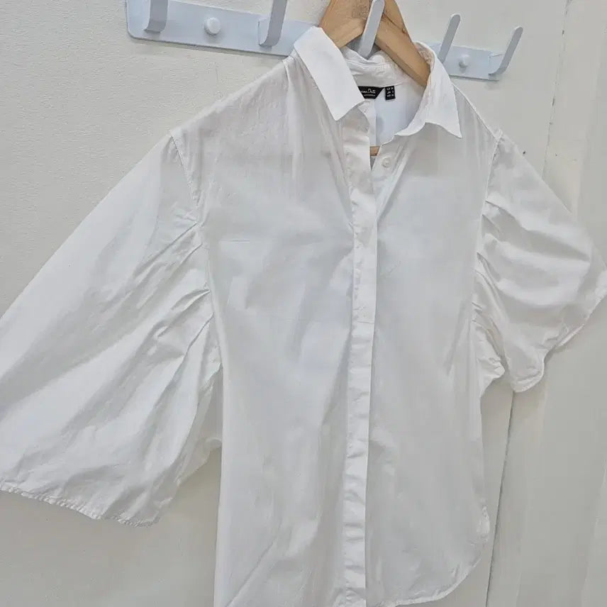 [BUNJANG] Massimo Dutti White Puff Sleeve Short Sleeve Shirt / 마시모두띠 화이트 퍼프 반팔 셔츠