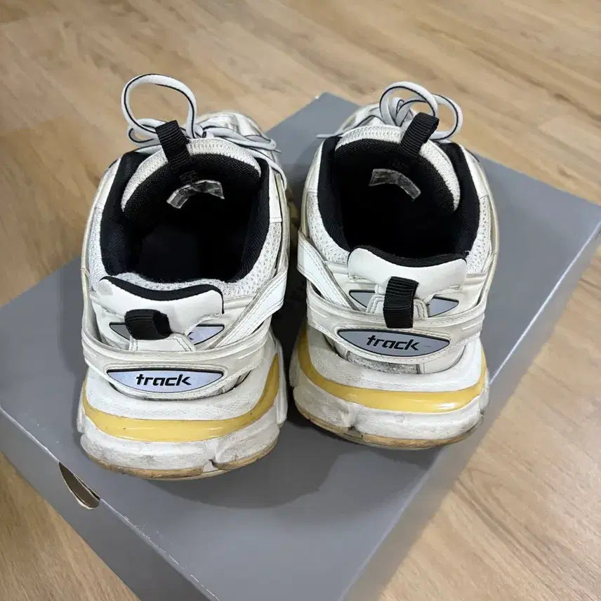 [BUNJANG] Balenciaga Track Sneakers White / 발렌시아가 트랙 스니커즈 화이트