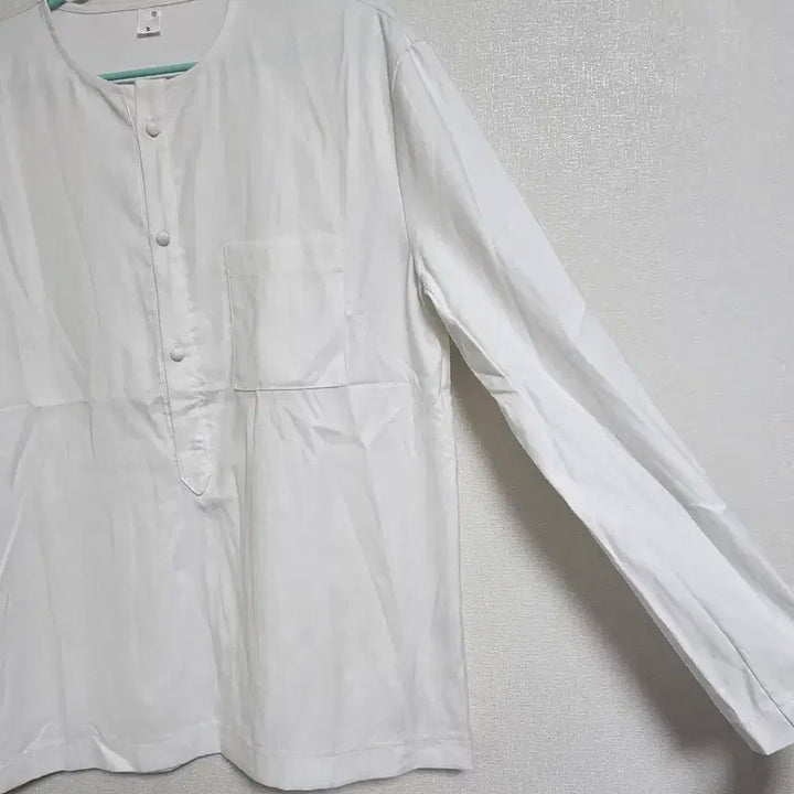 [BUNJANG] Oversized White Long Sleeve Henley Shirt / 오버핏 화이트 헨리넥 긴팔 셔츠