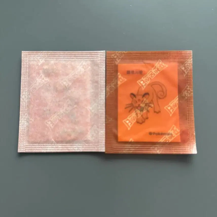 [SOLD OUT] 포켓몬스터 30주년빵 띠부씰 2종 일괄판매 - 성원숭, 페르시온