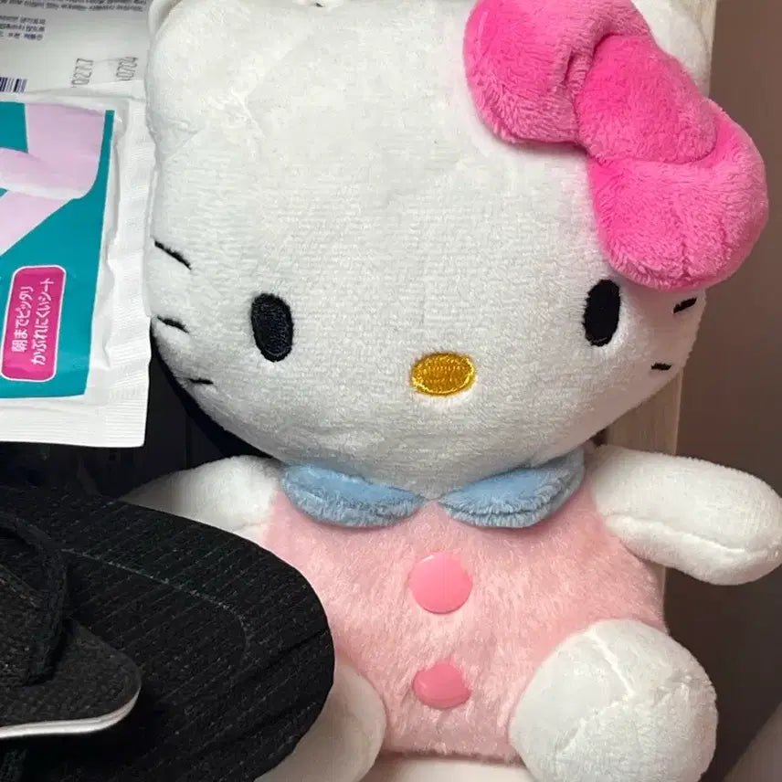 [BUNJANG] Sanrio Hello Kitty Plush Keychain / 산리오 헬로키티 인형 키링
