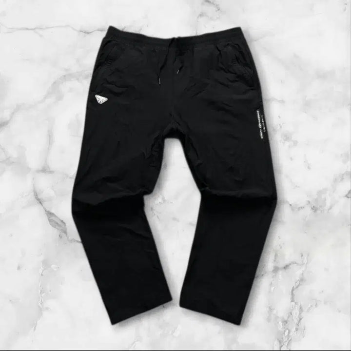 [BUNJANG] Dynafit Black Training Pants / 다이나핏 블랙 트레이닝 바지36