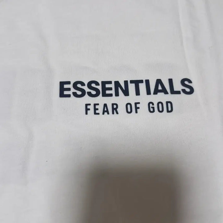 [BUNJANG] Fear of God Essentials Classic Short Sleeve T-Shirt Bright White / 피어오브갓 에센셜 클래식 숏슬리브 반팔 티셔츠 브라이트 화이트