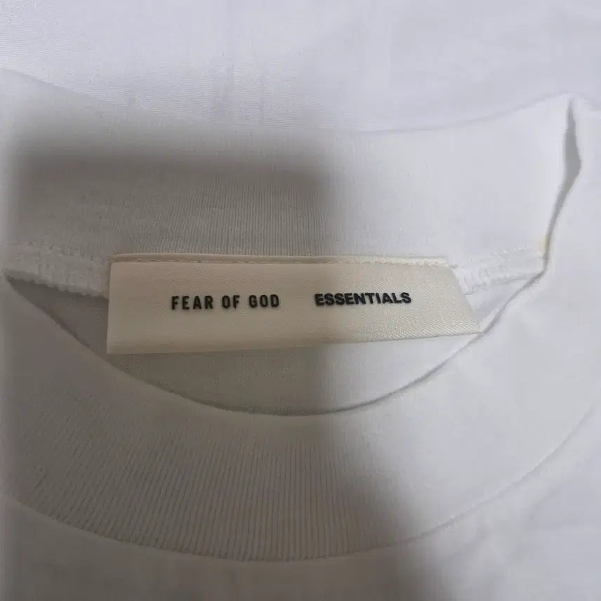 [BUNJANG] Fear of God Essentials Classic Short Sleeve T-Shirt Bright White / 피어오브갓 에센셜 클래식 숏슬리브 반팔 티셔츠 브라이트 화이트