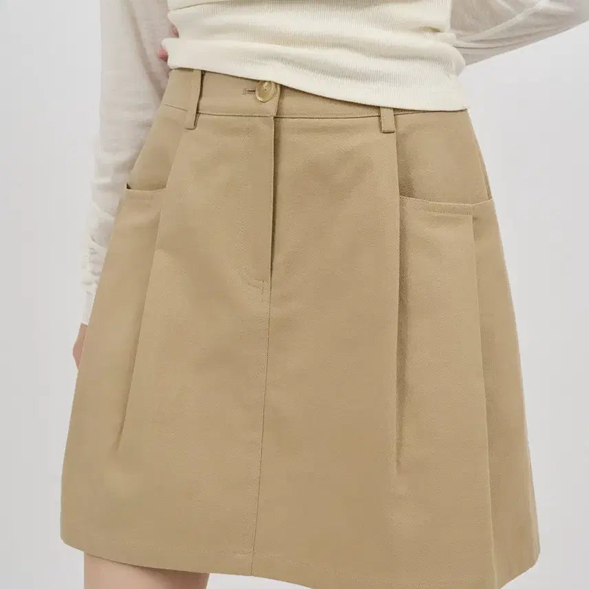 [BUNJANG] Pvcs Allure Pintuck Skirt Beige M / Pvcs 얼루어 핀턱 스커트 Msize (1회 착용, 치마바지)