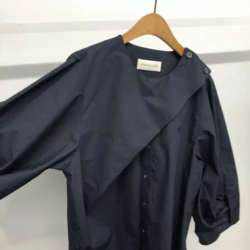 [BUNJANG] Kindersalmon Tweed Slee Voluminous Sleeve Blouse / 킨더살몬 트위드스 볼륨 슬리브 블라우스 F