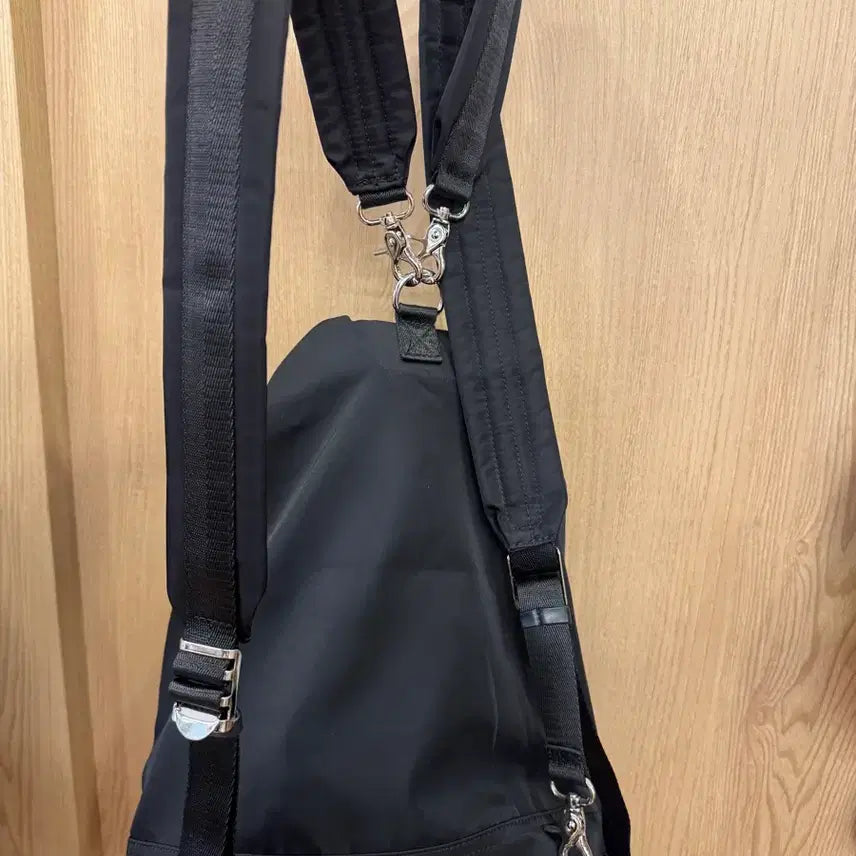 [BUNJANG] Black Drawstring Backpack / 블랙 드로우스트링백팩
