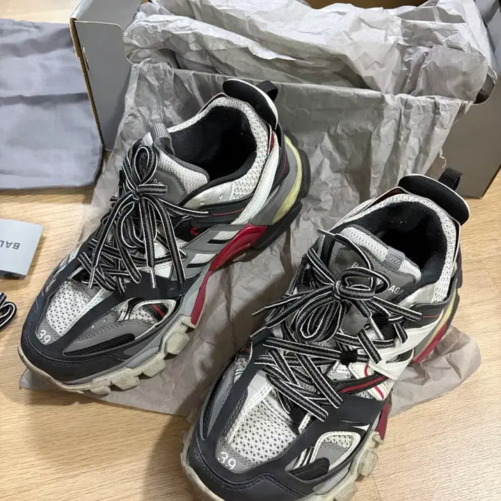 [BUNJANG] Balenciaga Track Sneakers Size 39 / 발렌시아가 트랙 스니커즈 39 사이즈