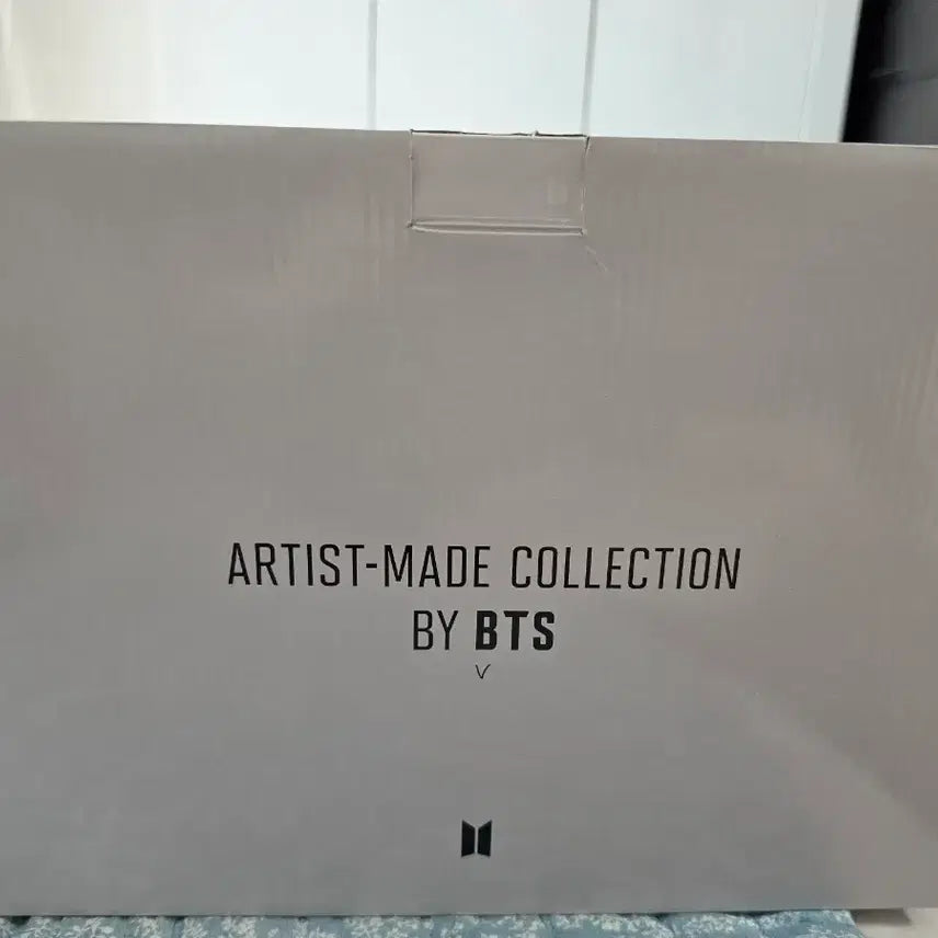 [BUNJANG] BTS V Artist-Made Collection / 방탄소년단 BTS V 아티스트메이드 컬렉션