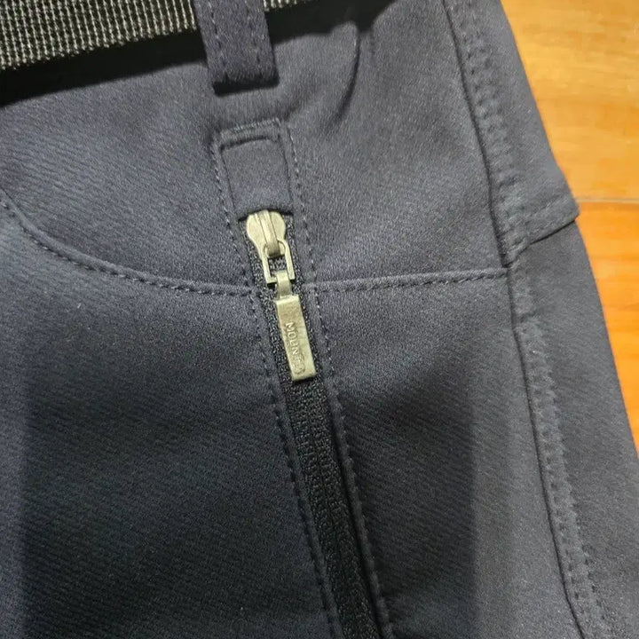 [BUNJANG] Navy Belt Slacks / 네이비 벨트 바지