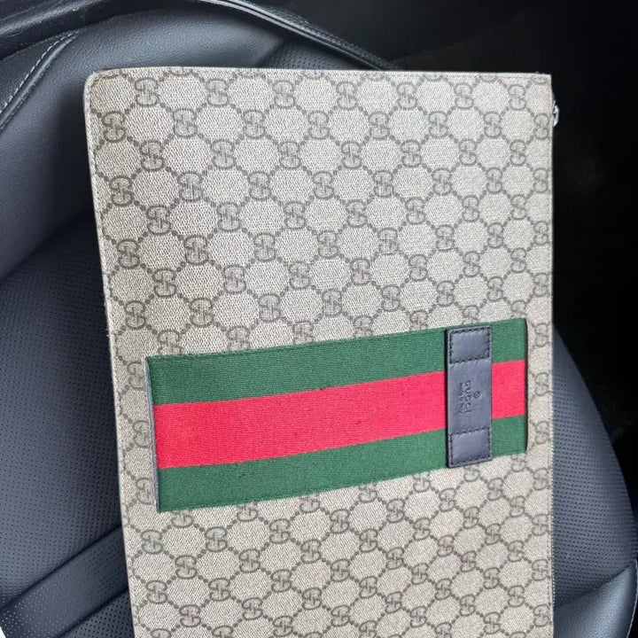 [BUNJANG] Gucci GG Supreme Web Clutch Bag / 구찌 GG 수프림 웹 클러치백