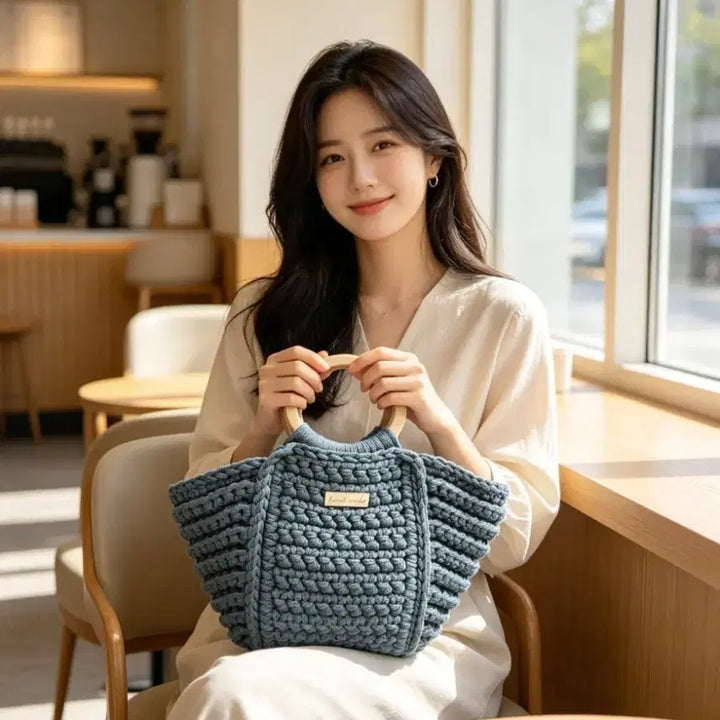 [BUNJANG] Handmade Knit Bag with Wood Ring Handle / 핸드메이드 뜨개 가방