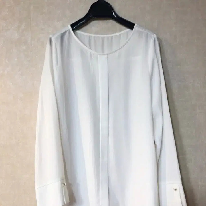 [BUNJANG] 4-Piece Blouse Set / 블라우스 4종