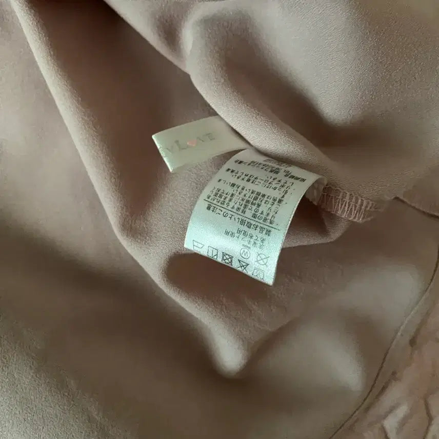 [BUNJANG] Dear My Love Blouse / 디어마이러브 블라우스