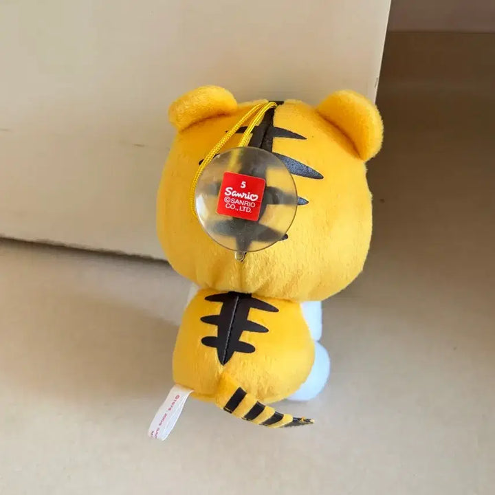 [BUNJANG] Classic Hello Kitty Tiger Plush Keychain / 고전 헬로키티 호랑이 인형 키링