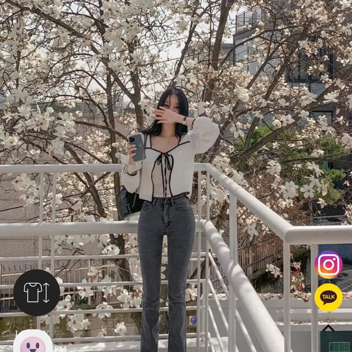 [BUNJANG] White Cardigan / 가디건