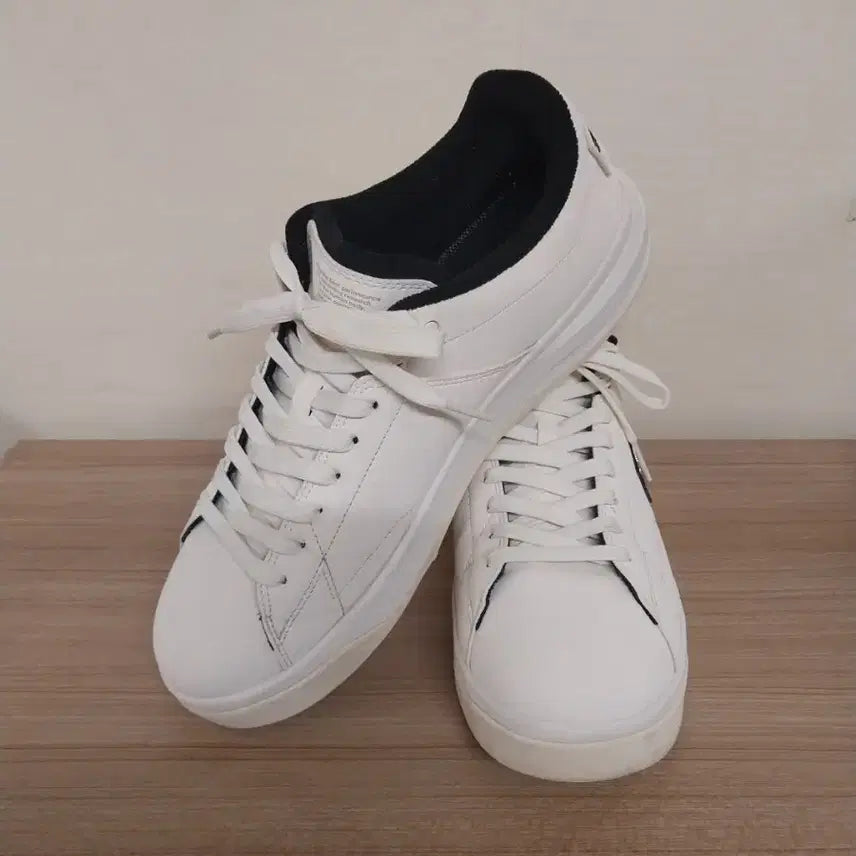 [BUNJANG] Descente Replica Sneakers White Black (Size 290) / 남성 데상트 레플리카 스니커즈, 운동화 (290)
